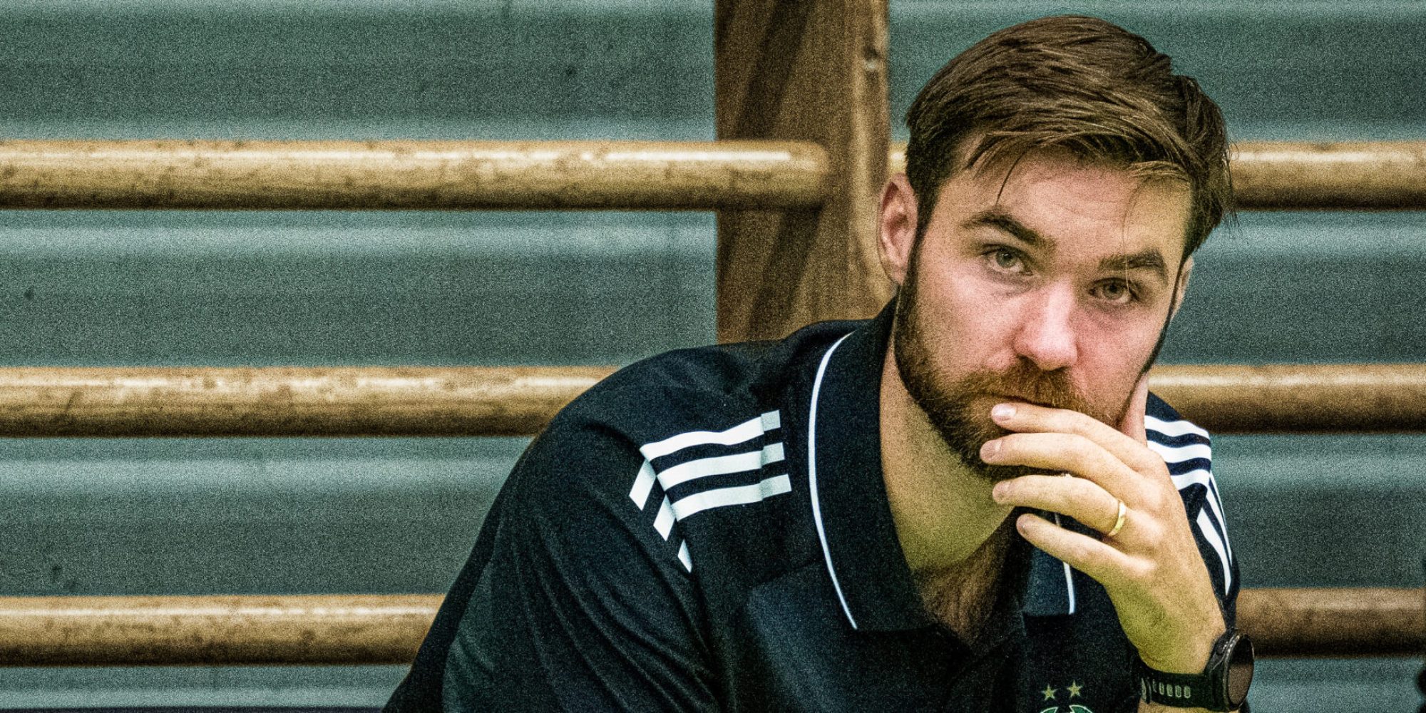 250917 Sävehofs huvudtränare Linus Ekman inför handbollsmatchen i Handbollsligan herr mellan Amo och Sävehof den 17 september 2025 i Alstermo. 
Foto: Suvad Mrkonjic / BILDBYRÅN / COP 170 / SM0410