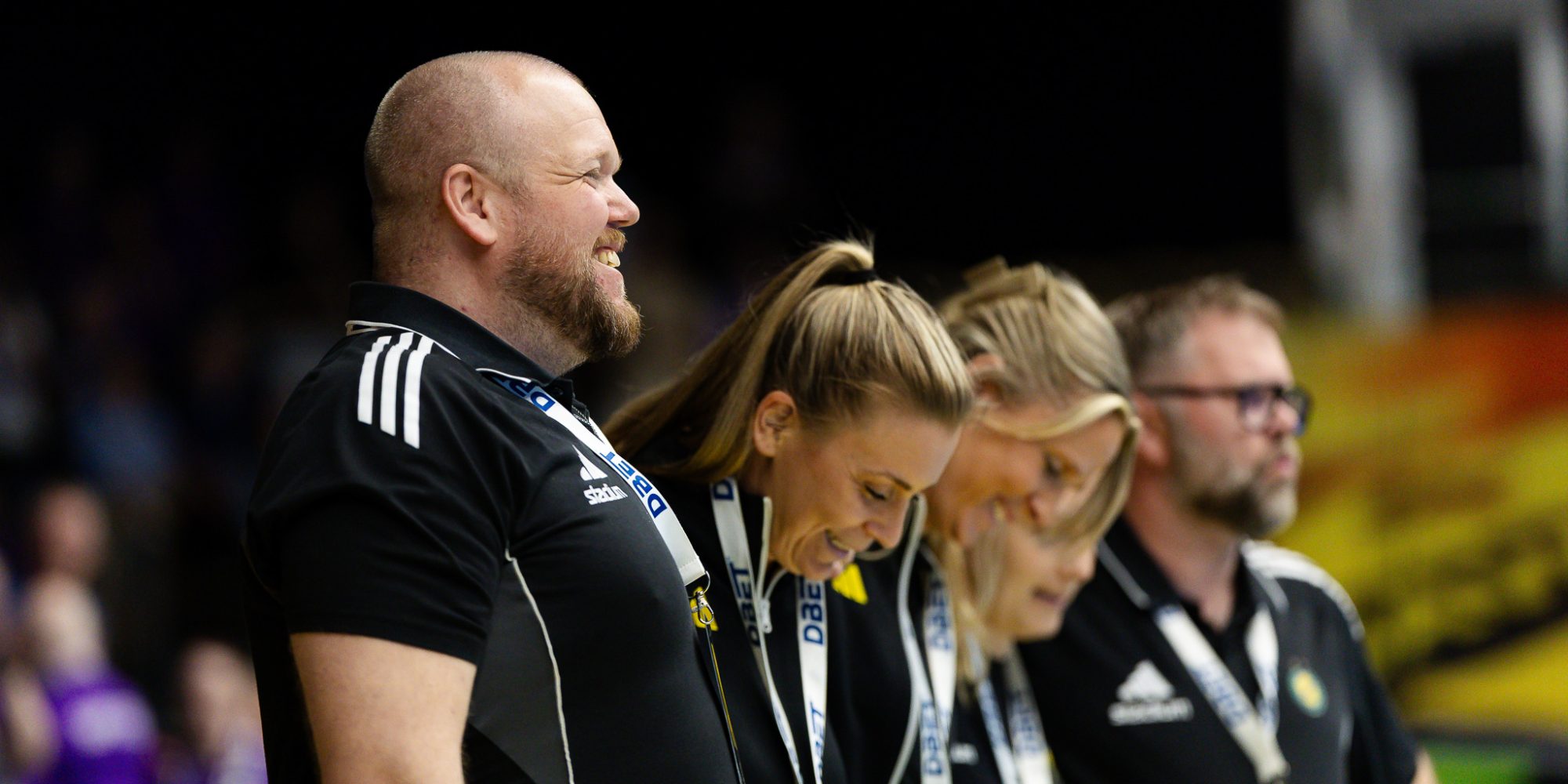 260524 Sävehofs tränare Andreas Wallin och assisterande tränare Isabelle Gulldén inför final tre i Handbollsligan dam mellan Sävehof och Skara den 24 maj 2026 i Partille. 
Foto: Michael Erichsen / BILDBYRÅN / COP 89 / MI0982